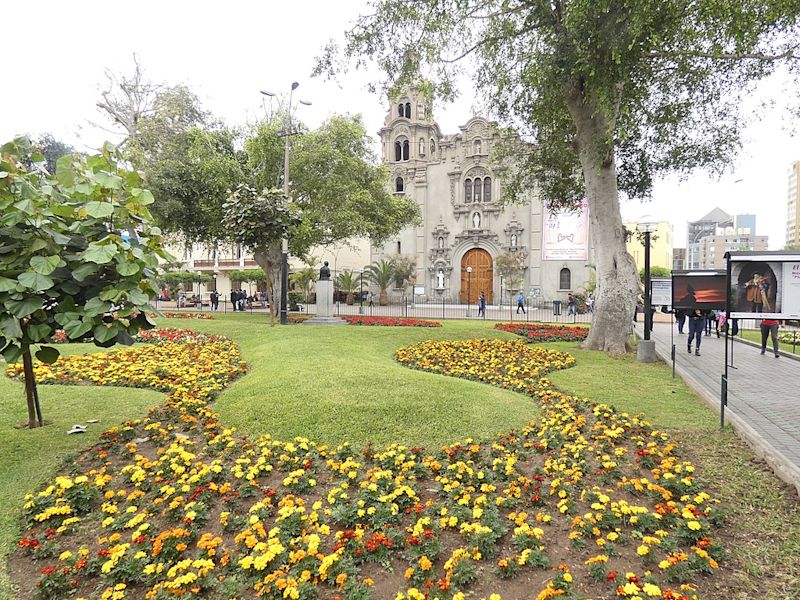 Church facade and Kennedy Park, Lima