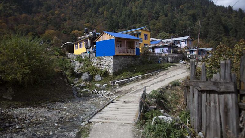 Annapurna-Circuit-route-village-1024x682.jpg
