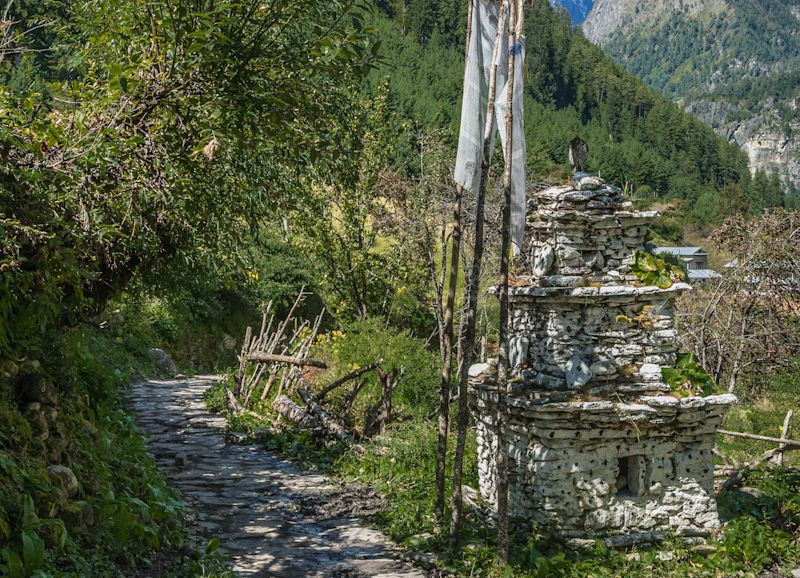 Trekking path route to village of Chame on the Annapurna Circuit, Nepal