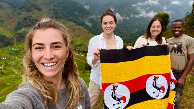 Elena, Sophie, Beatriz, Simon Uganda flag selfie