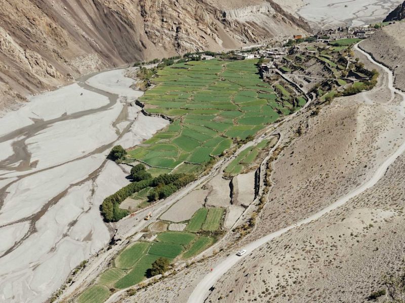 Valley of the Annapurna circuit