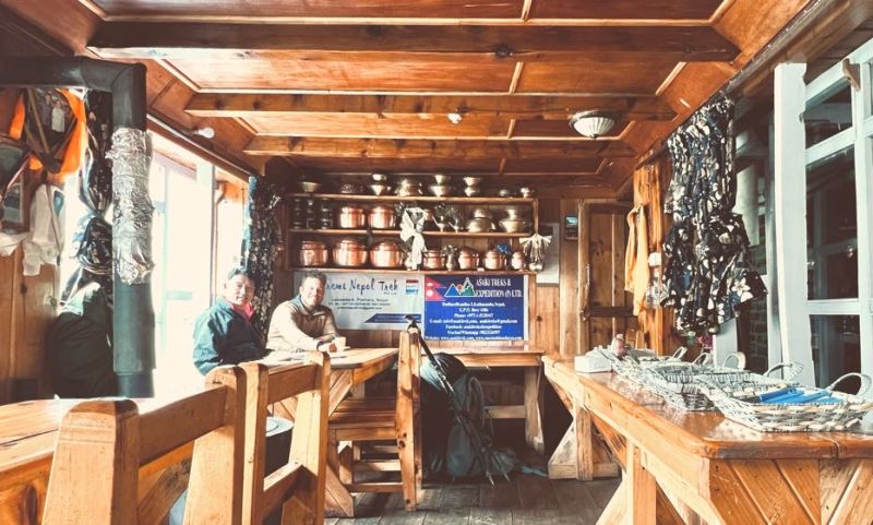 Annapurna Circuit teahouse dining room