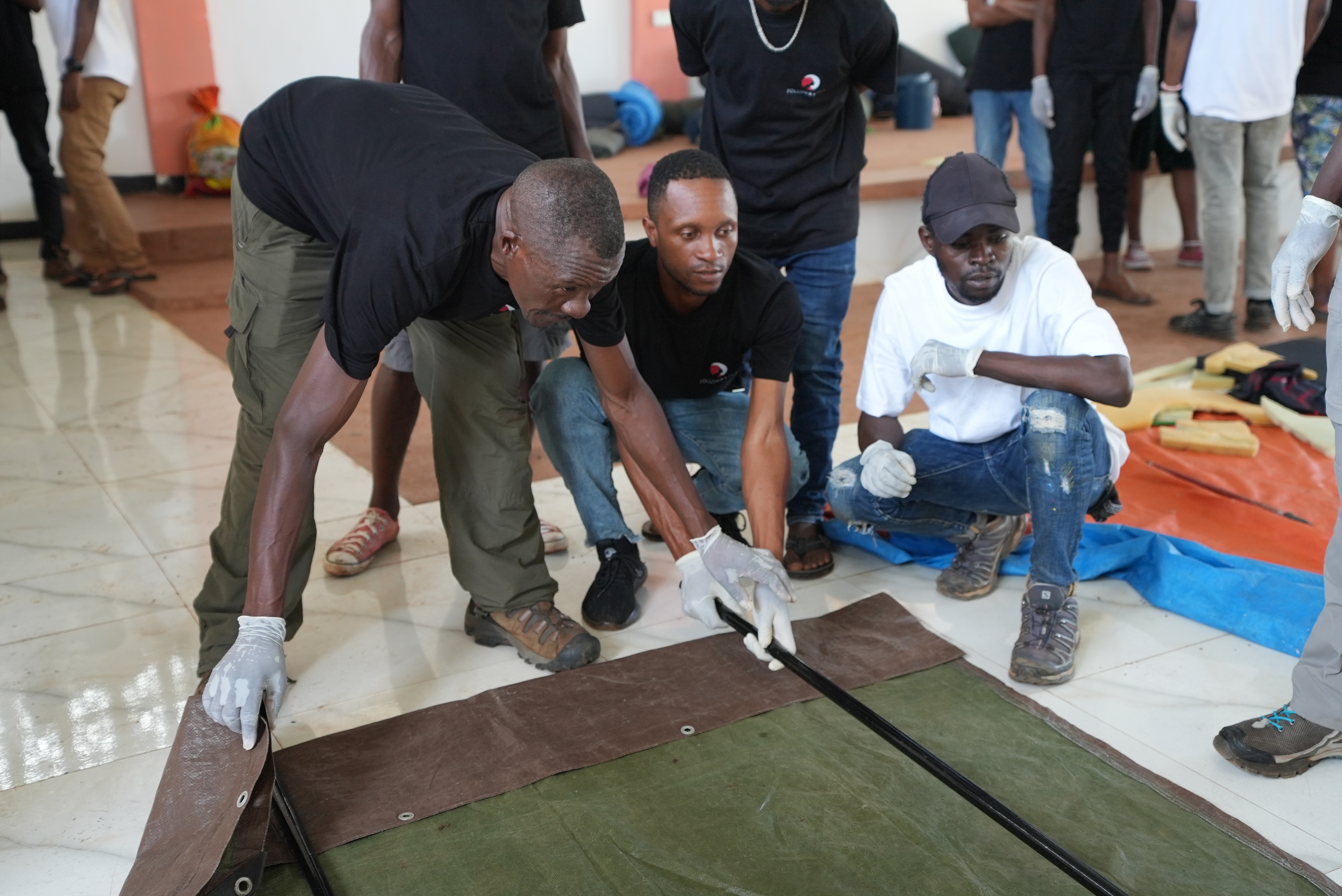 Stretcher setup, first aid course