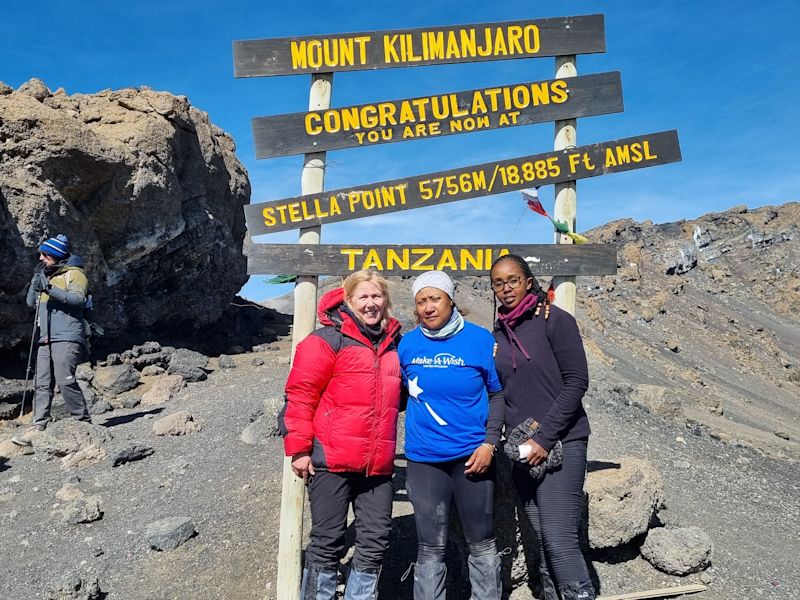 Stella Point group pic on Kilimanjaro Aug 2022