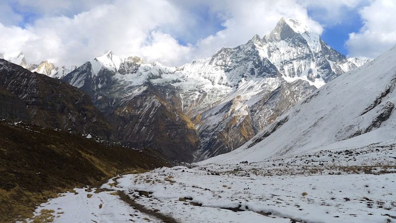 annapurna-Nepal-mountains
