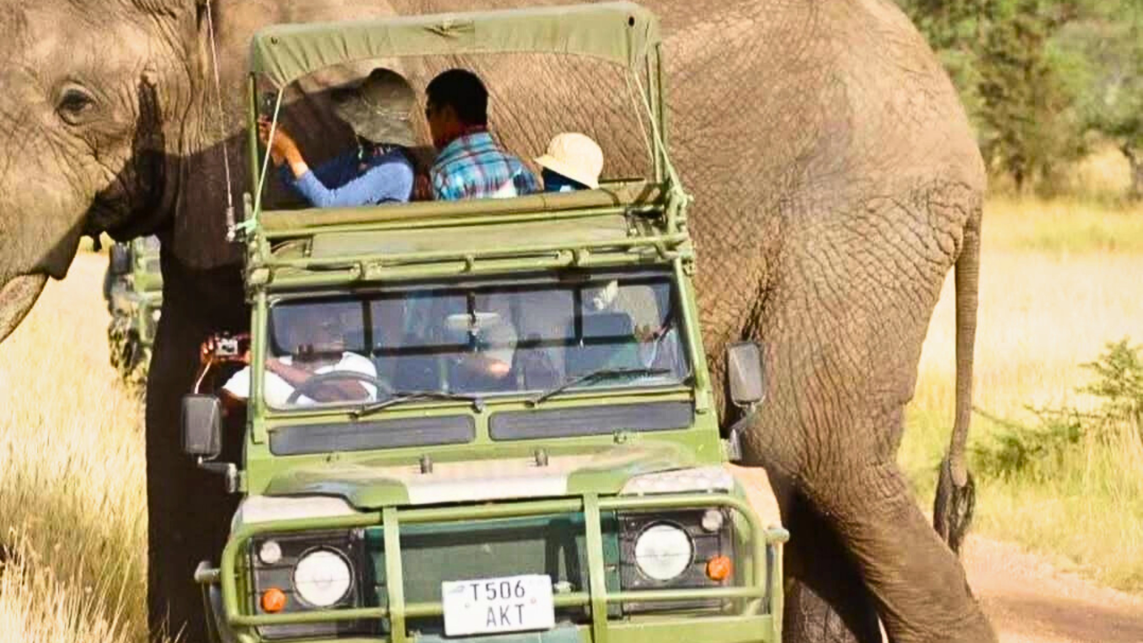 Khalfan Mansour Hamdun safari guide