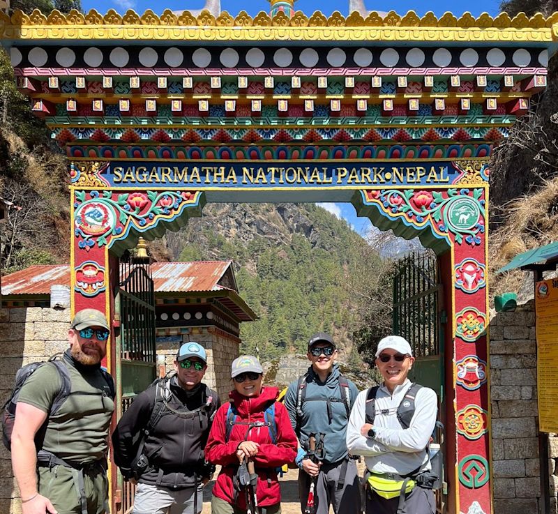 Group pic of trekkers by Sagarmatha NP Gate, EBC trek, Nepal