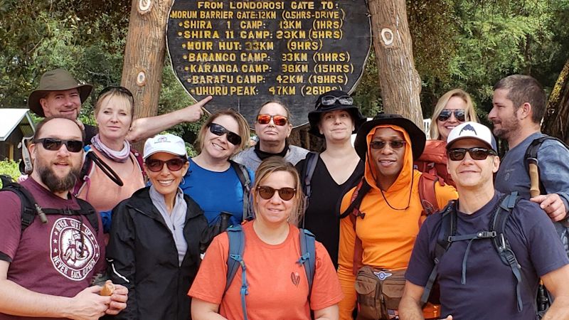 Londorossi Gate group photo FA Kilimanjaro
