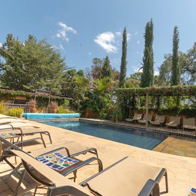 swimming-pool at Le Rustique in Kenya