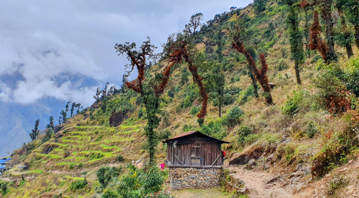 Chutok La pass. Beautiful views of the local villages, hills and mountains in Solokhumbu area, Nepal