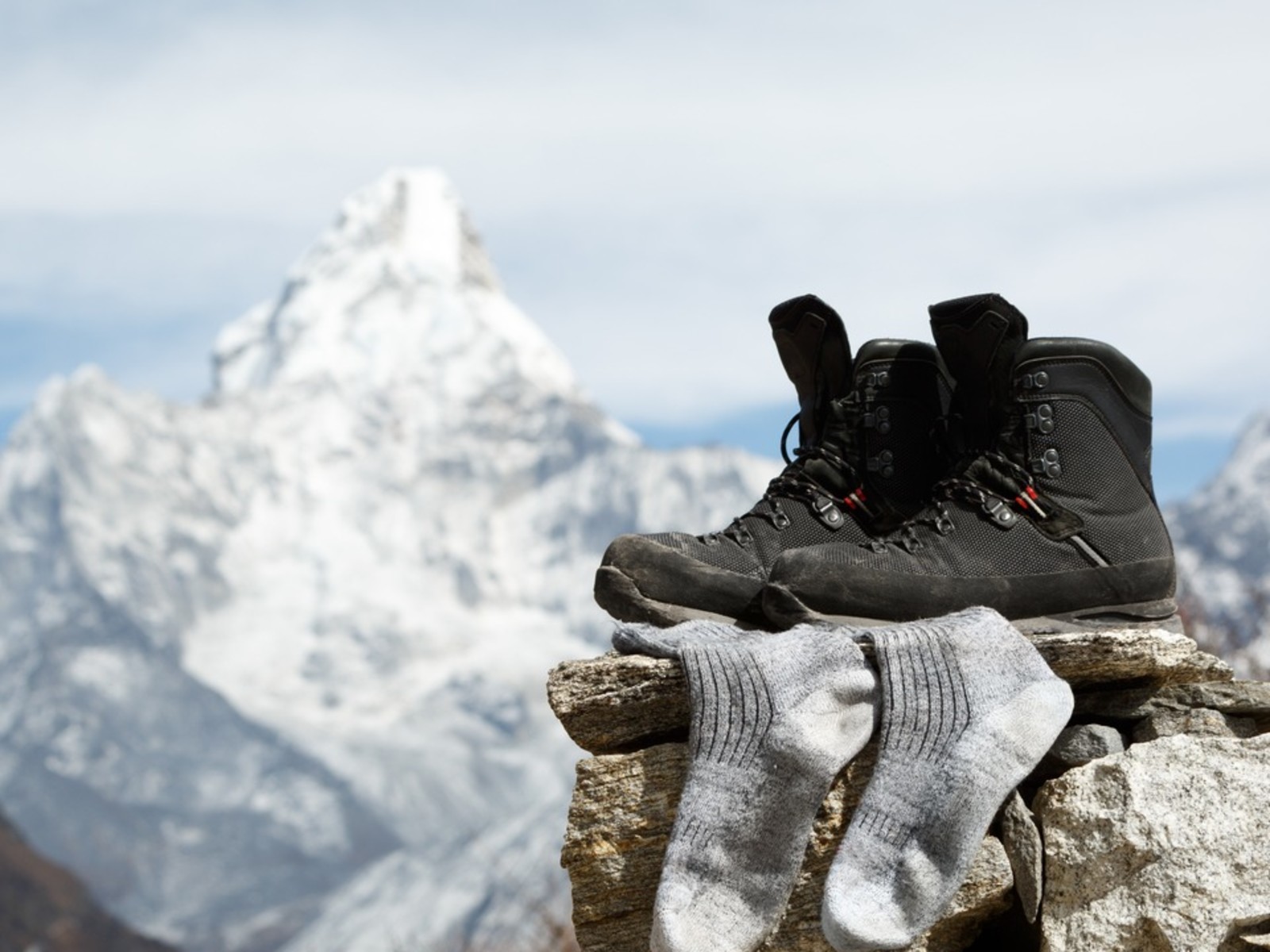 Snow and rock walking boots Clearance