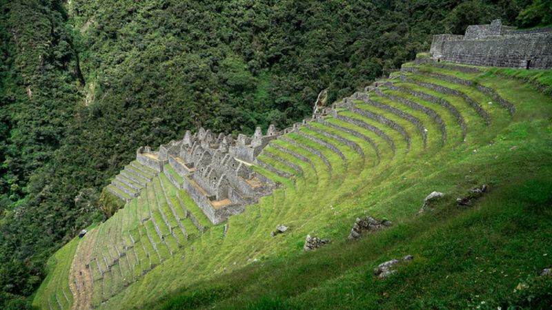 Wiñay Wayna ruins on Inca Trail, Peru
