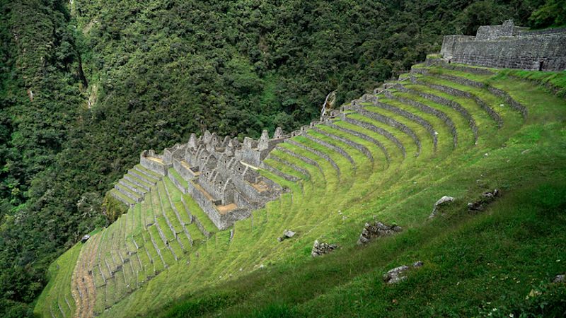 Wiñay Wayna ruins on Inca Trail, Peru