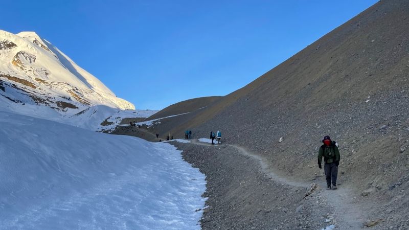 Trekkers on trail to Thorung La on the Annapurna Circuit in Nepal
