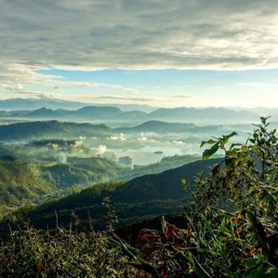 Sri-Lanka-Adams-Peak-View-1024x683.jpg