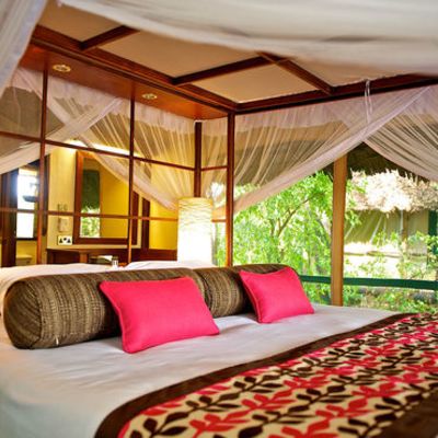 samburu-intrepids-tented-camp-kenya-bedroom