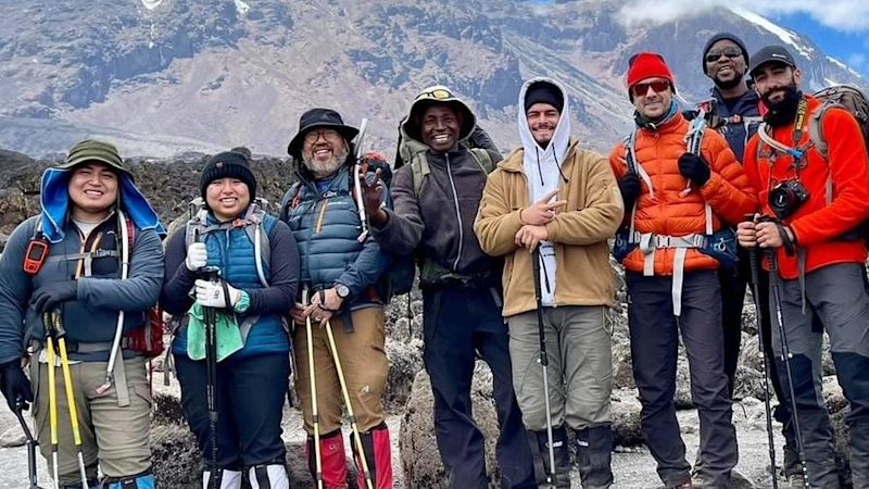Group shot - all climbers Lemosho Kilimanjaro