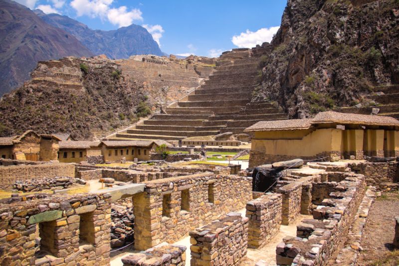 C15th farming terraces and ruins of Ollantaytambo, Sacred Valley, Cusco, Peru