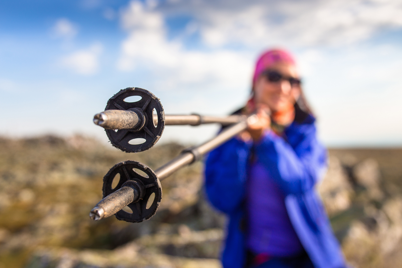 How to choose and use trekking poles