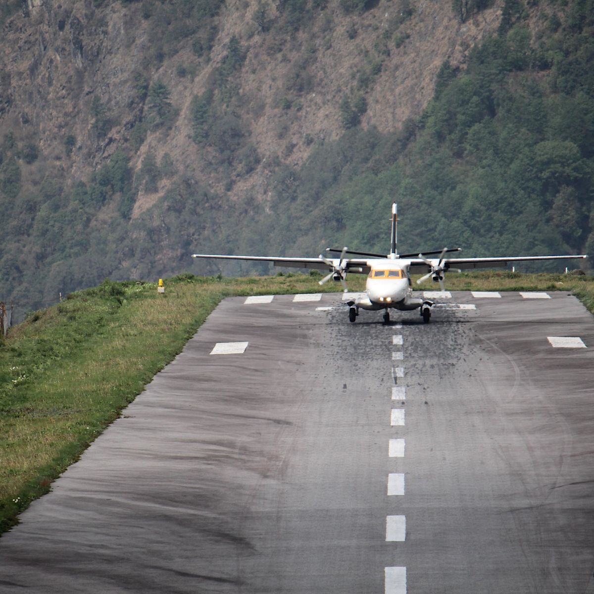 Lukla airport and plane