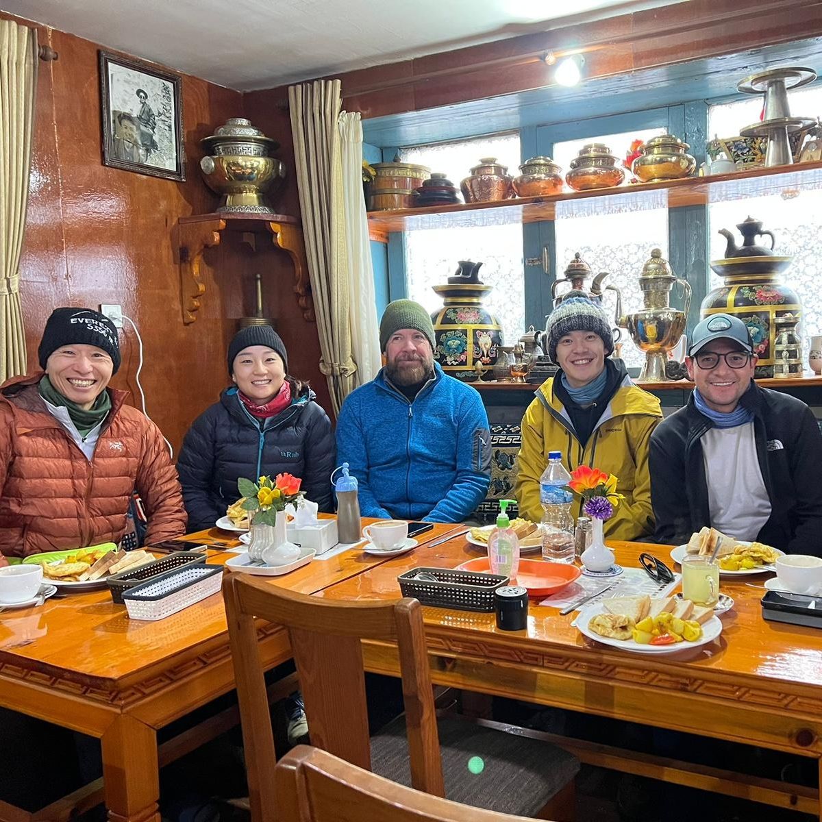 Nepal EBC trek, group pic in dining room of teahouse