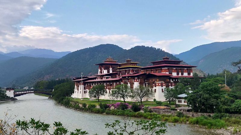 Punakha Dzong, Bhutan travel guide