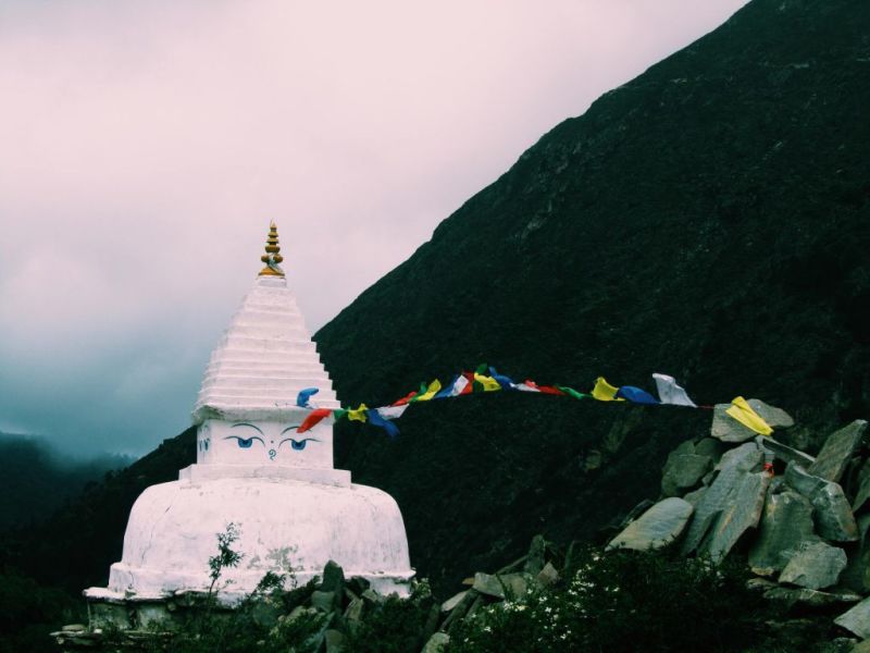 Stupa and prayer flags, Everest Base Camp packing list