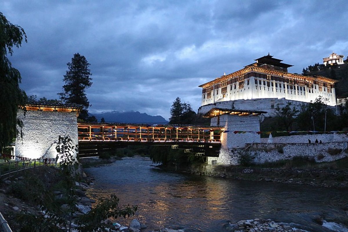 Rinpung Dzong, Bhutan travel guide