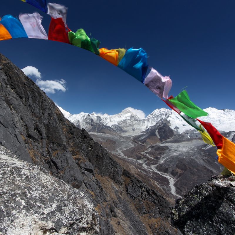 Everest base camp trekking route prayer flags Nepal