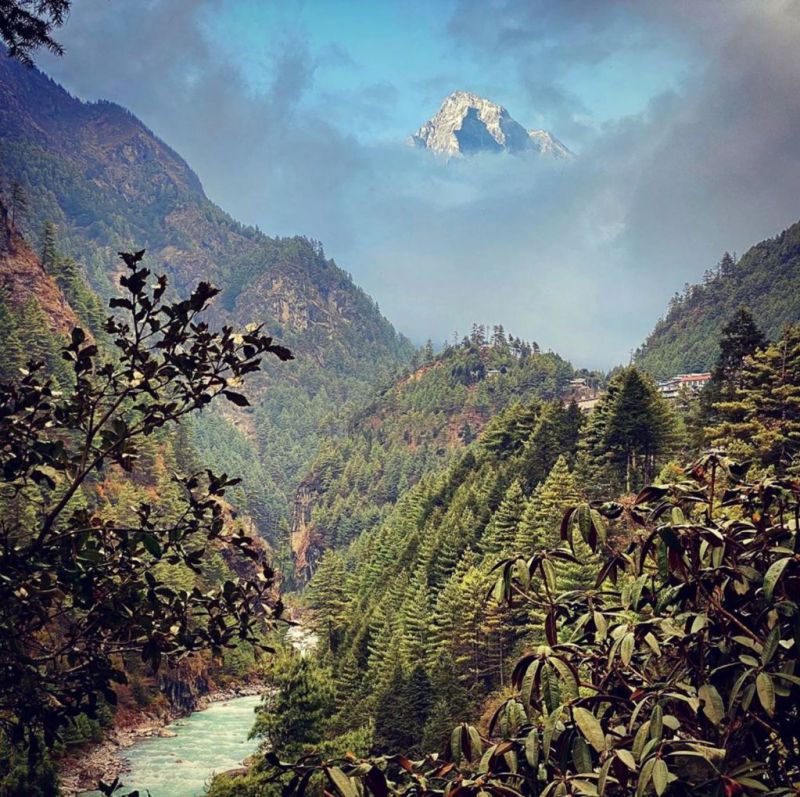 mountian and river in Nepal