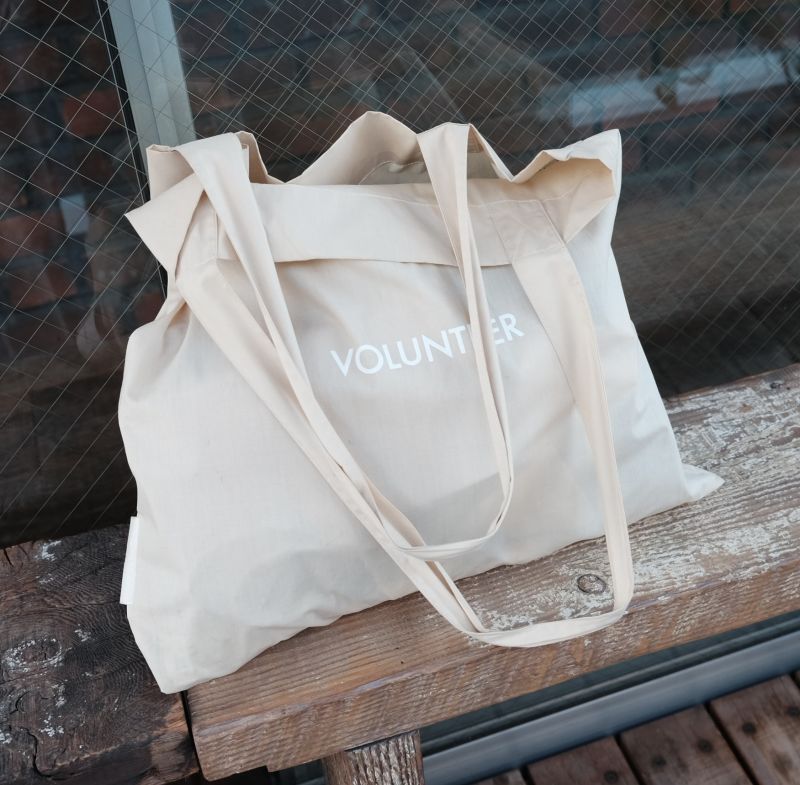 canvas reusable bag on bench