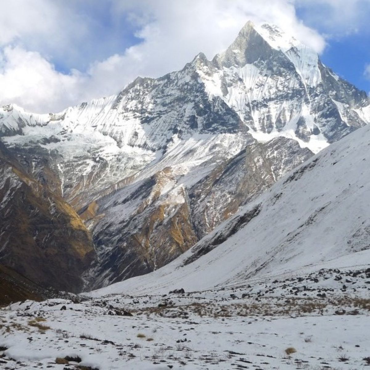 Footpath through the Annapurna mountains, which are covered in snow
