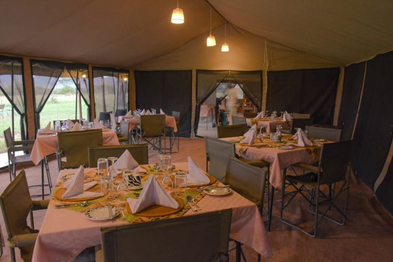 ThronTree Camp restaurant