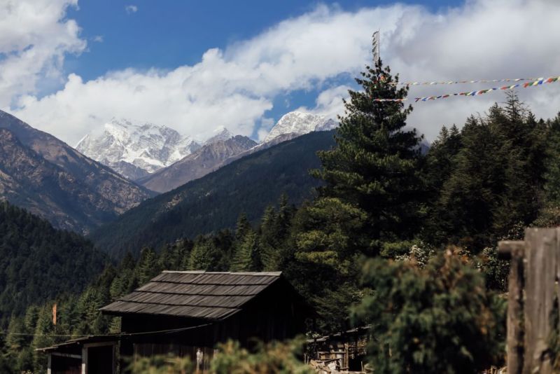 The Annapurna circuit trek is something anyone with basic fitness can do