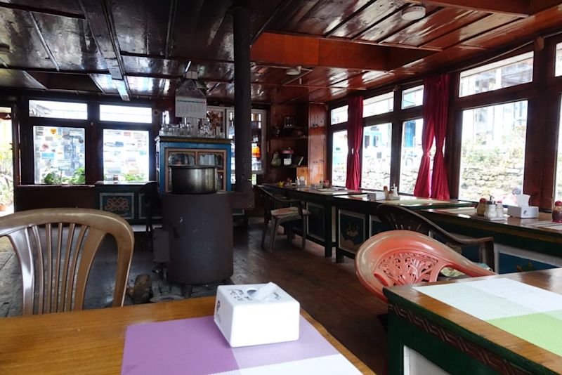 Teahouse dining room
