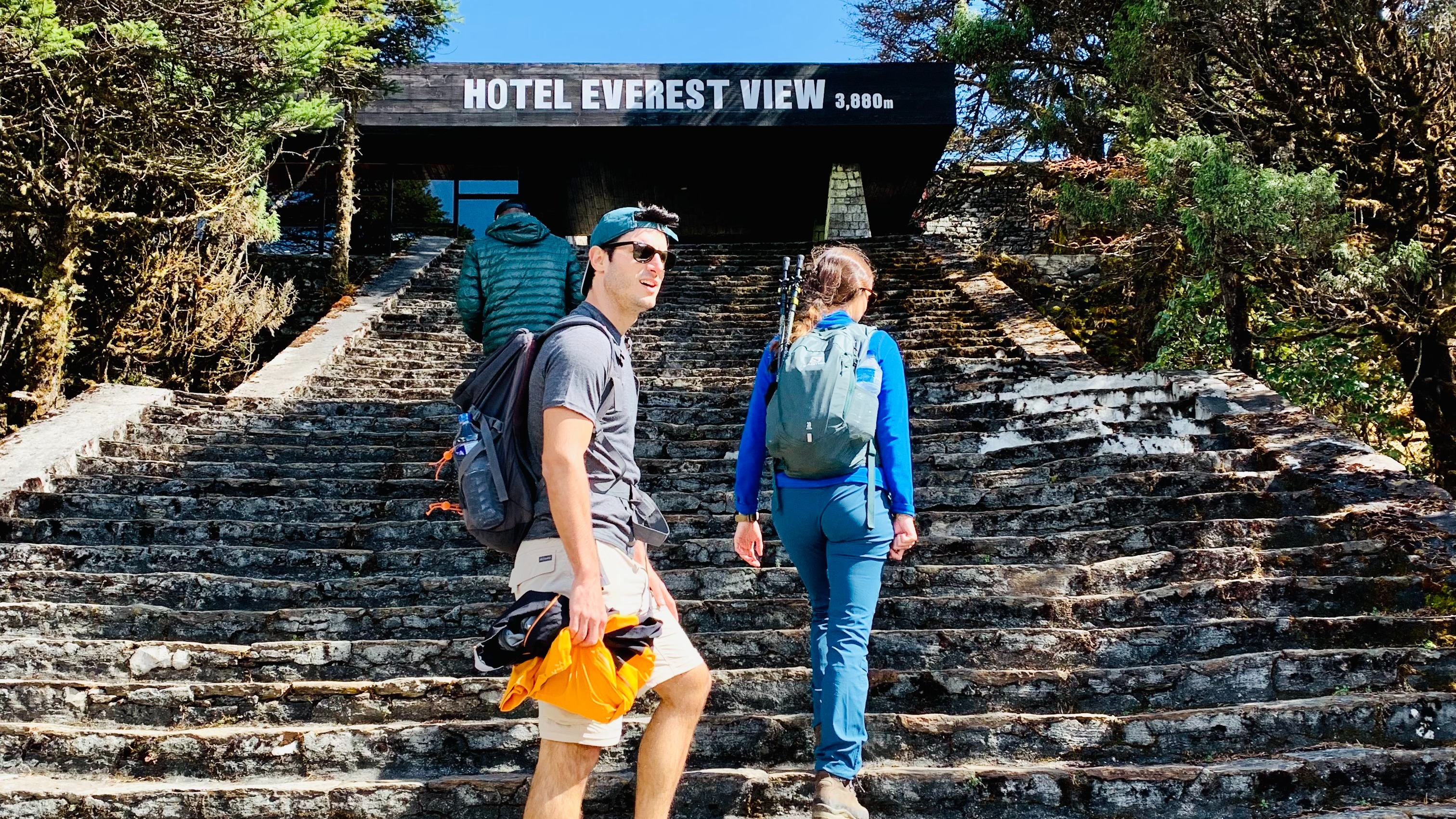 Ours. Hotel Everest View EBC Nepal