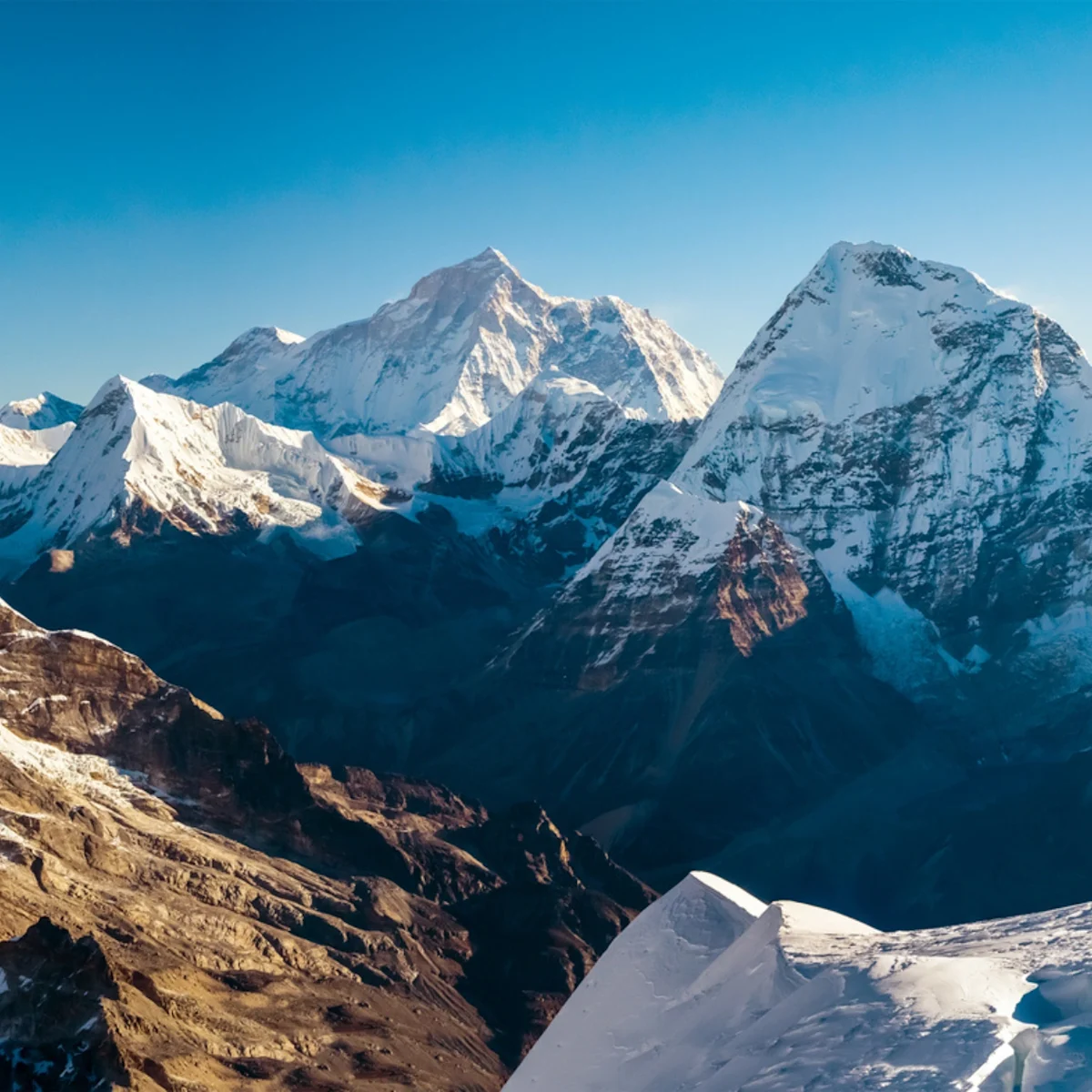 Trekkers climbing Lobuche east trek